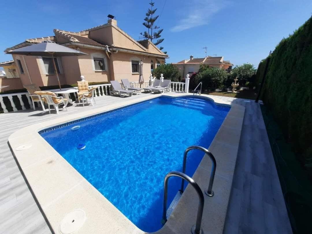 Quaint Ground Floor Apartment With Pool Lb1 Τορεβιέχα Εξωτερικό φωτογραφία